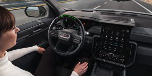 2025 GMC Front Seat and Infotainment