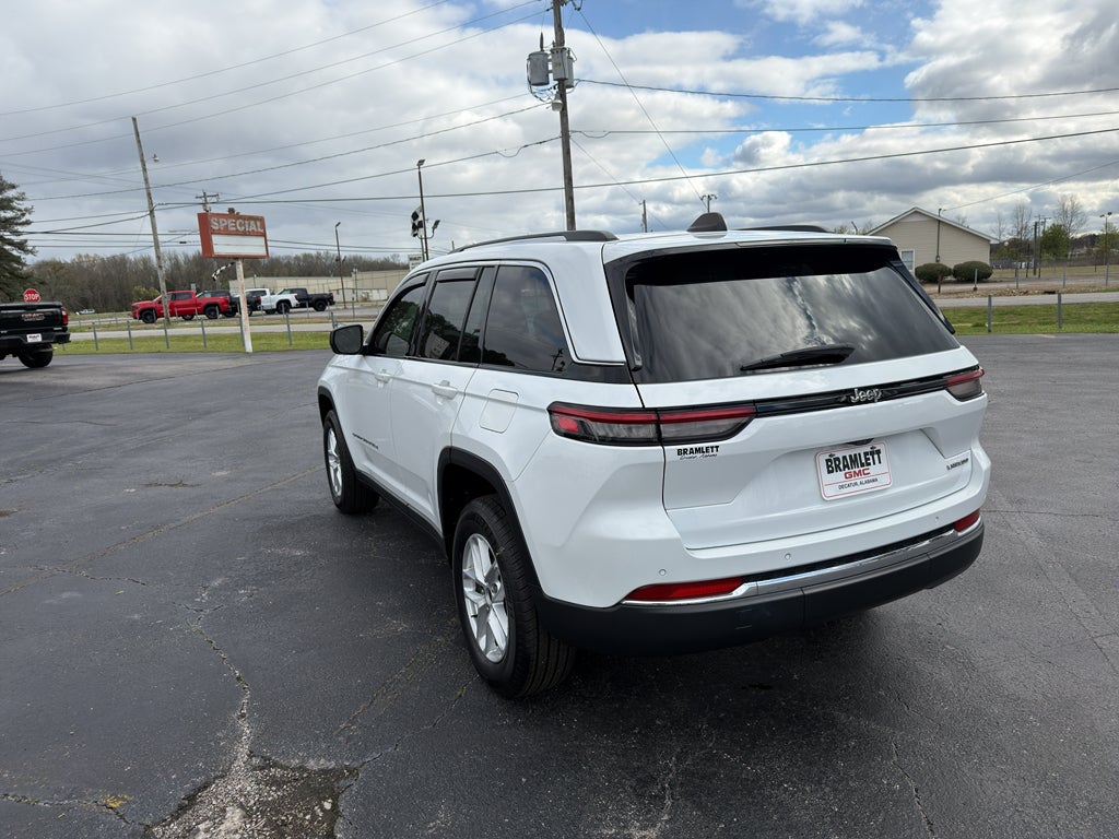 2023 Jeep Grand Cherokee Laredo X