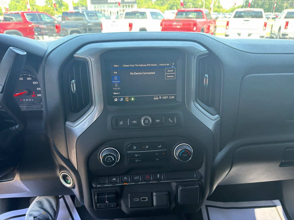 2025 Chevrolet Silverado 1500 Custom
