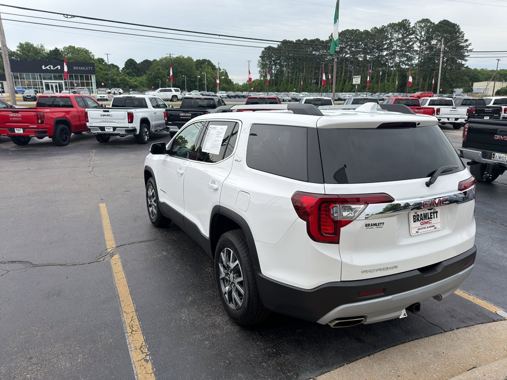 2023 GMC Acadia SLT