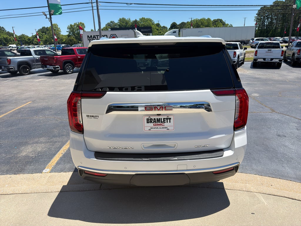 2023 GMC Yukon SLT