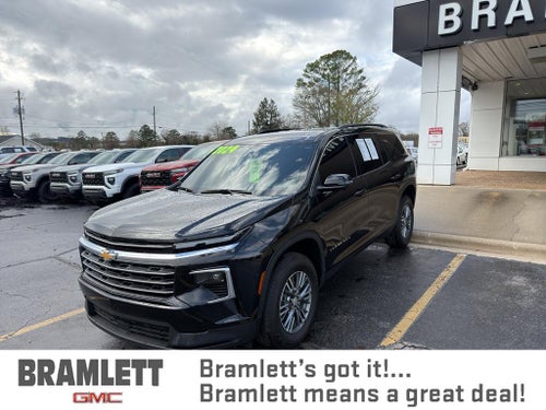 2024 Chevrolet Traverse LT