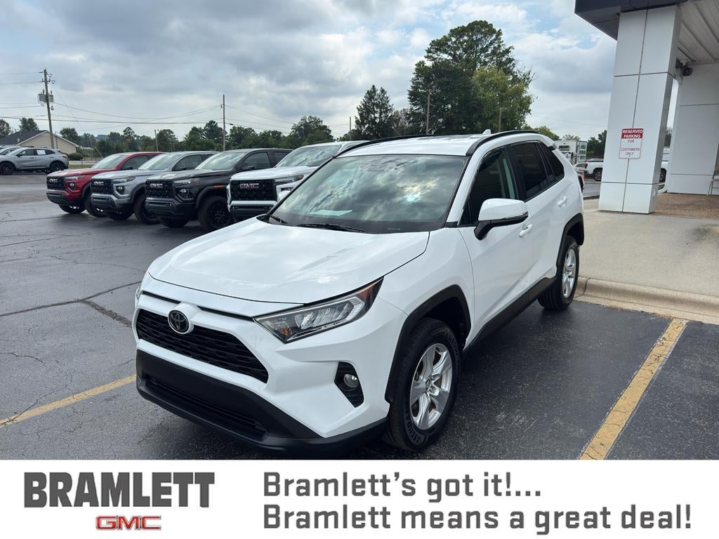 2021 Toyota RAV4 XLE