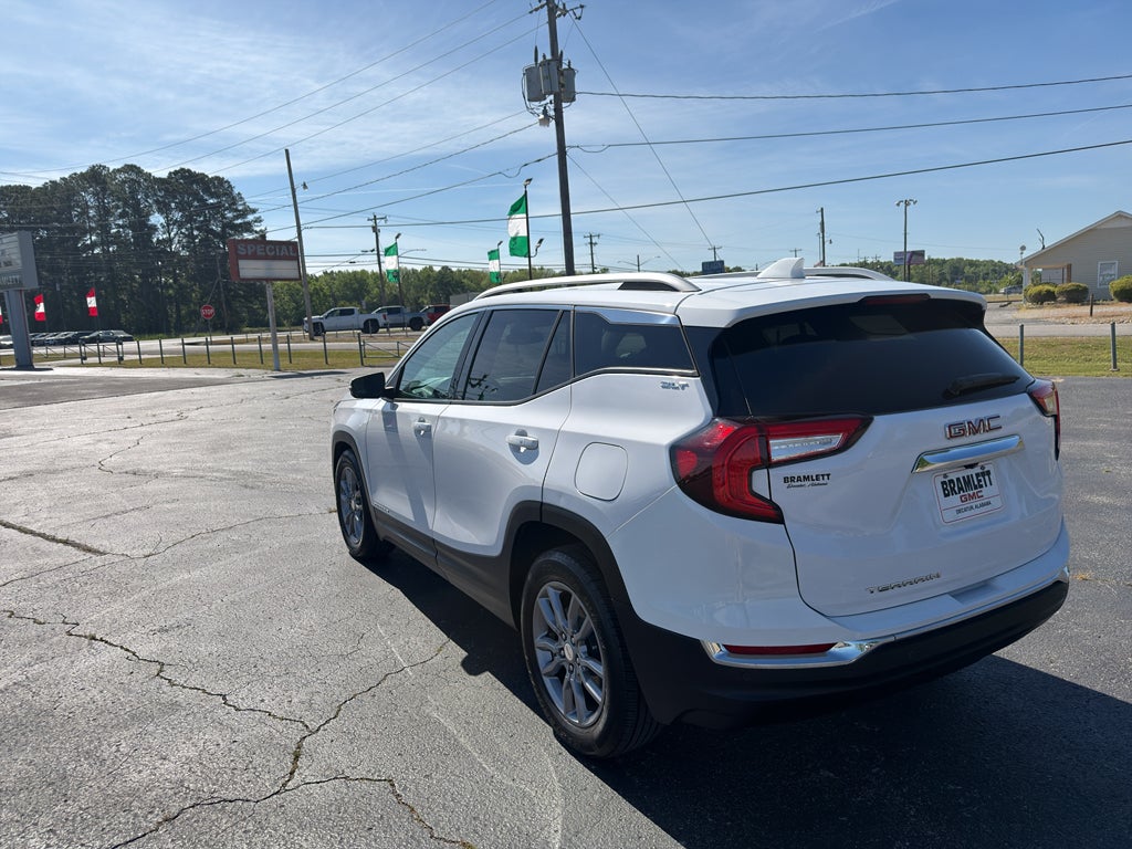 2022 GMC Terrain SLT