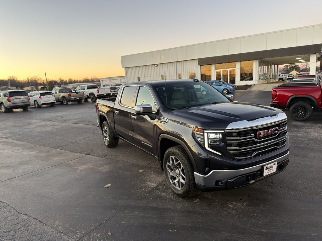 2022 GMC Sierra 1500 SLT