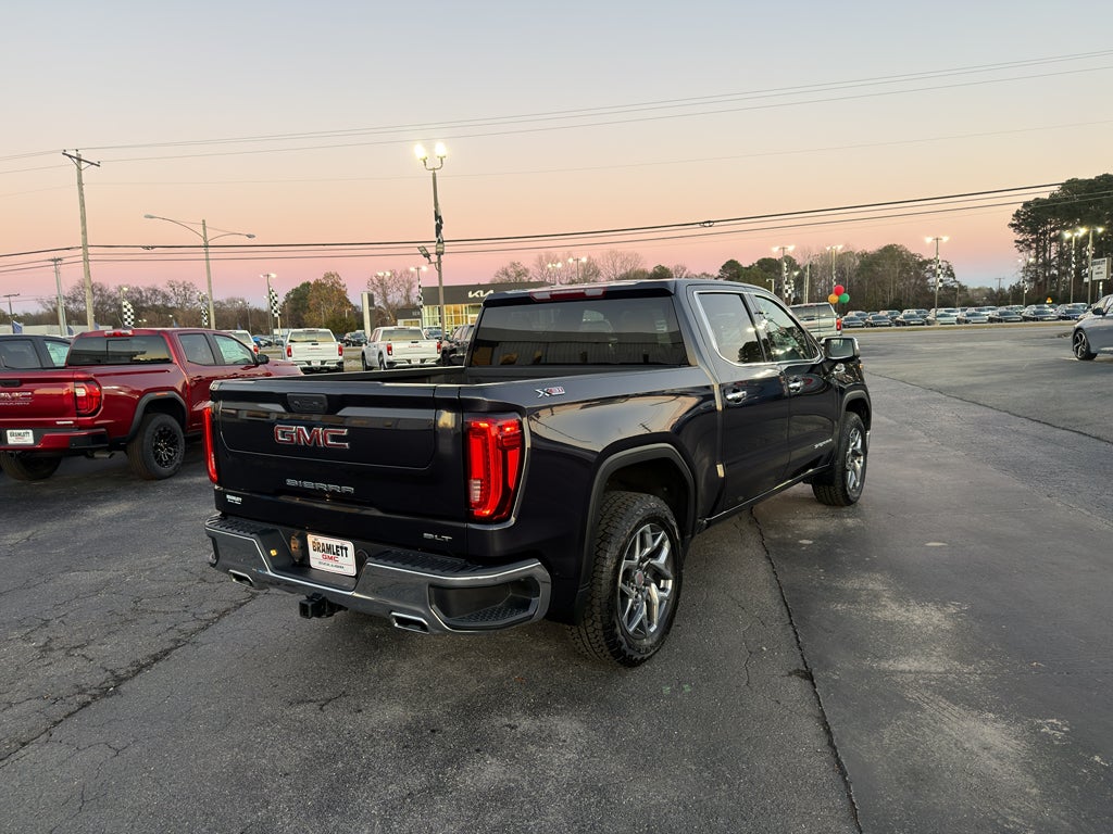 2022 GMC Sierra 1500 SLT