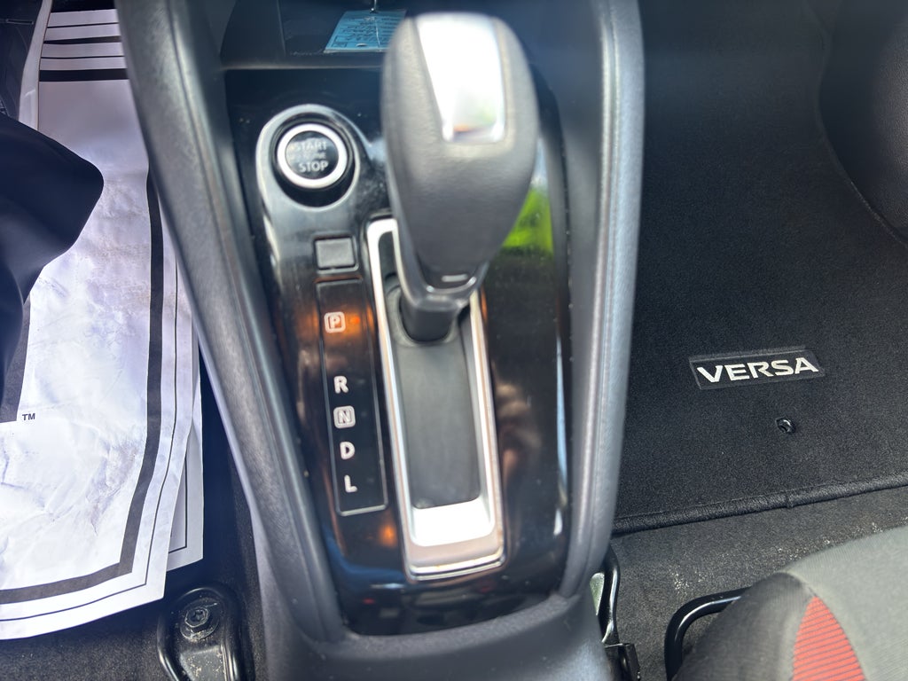 2024 Nissan Versa SR