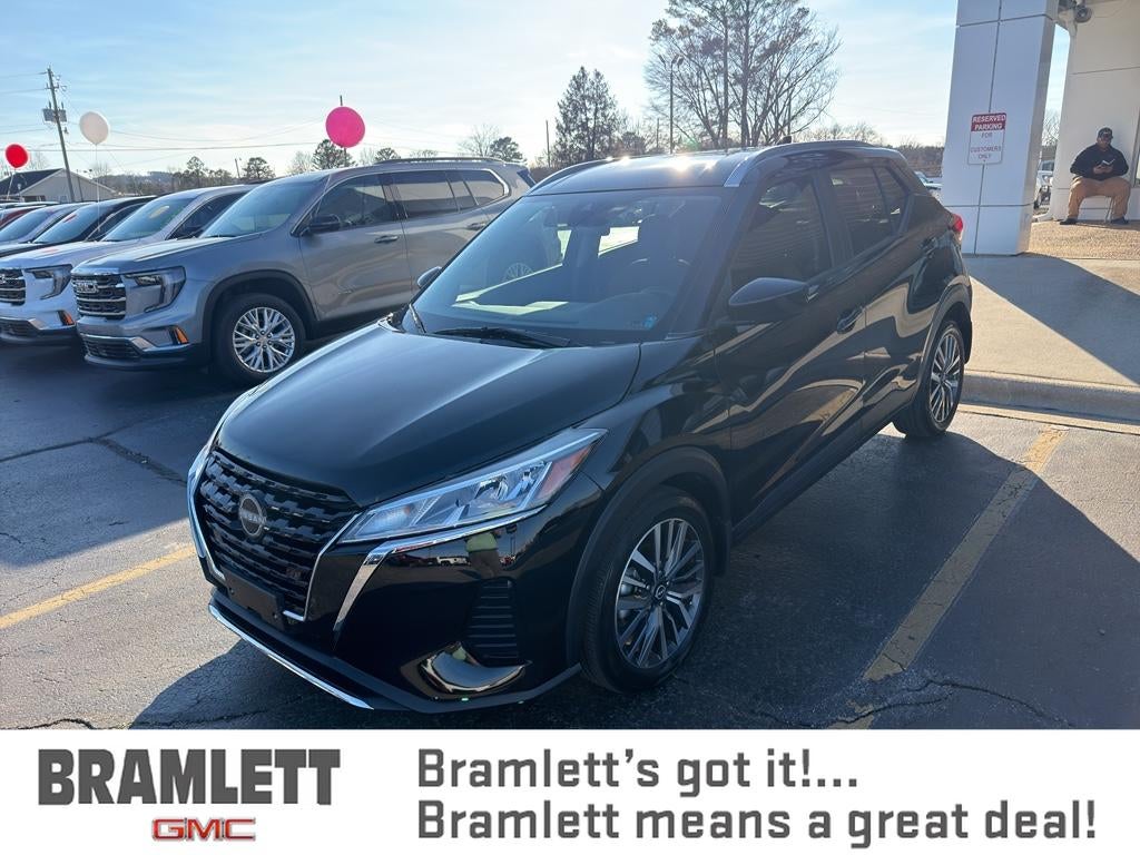 2023 Nissan Kicks SV