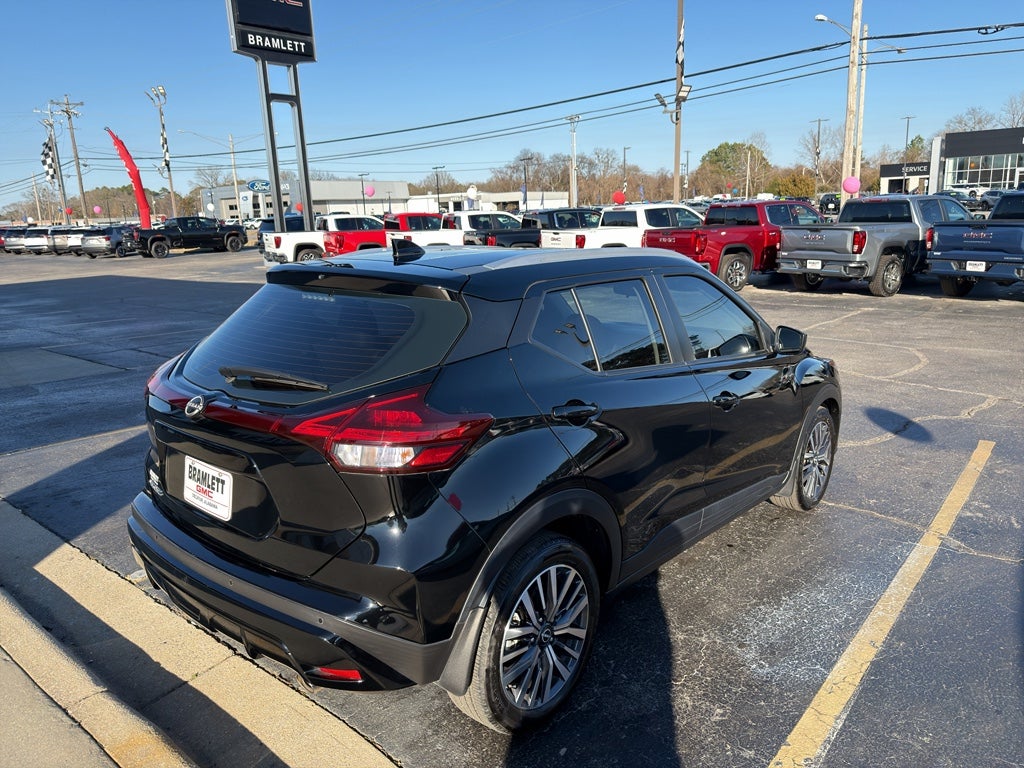 2023 Nissan Kicks SV