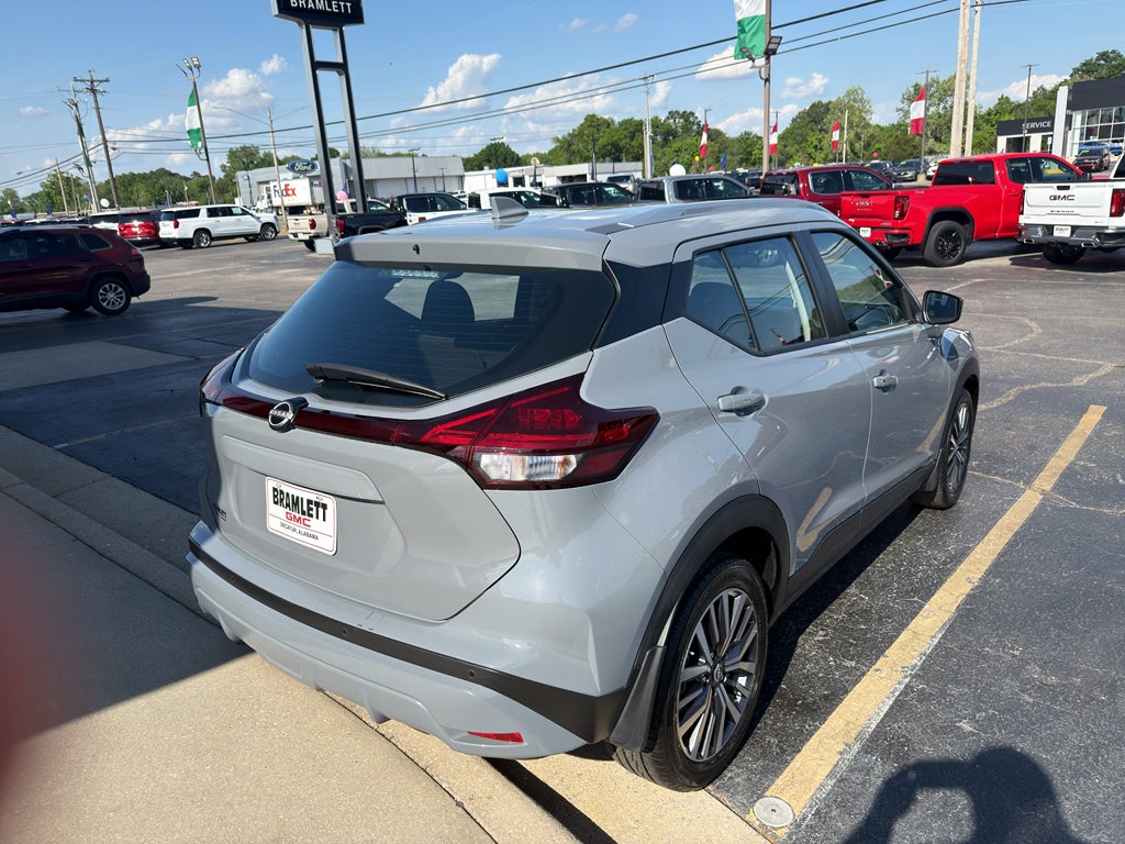 2024 Nissan Kicks SV