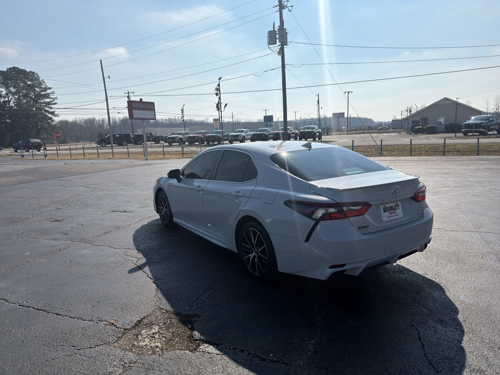 2023 Toyota Camry SE
