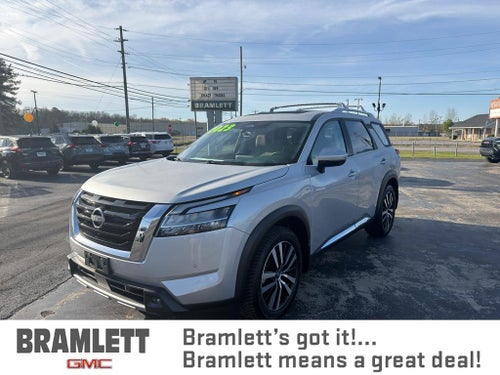 2023 Nissan Pathfinder Platinum