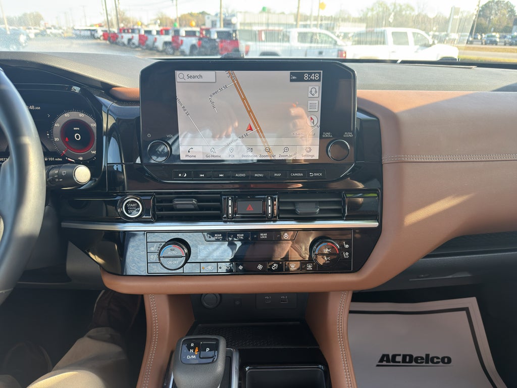 2023 Nissan Pathfinder Platinum