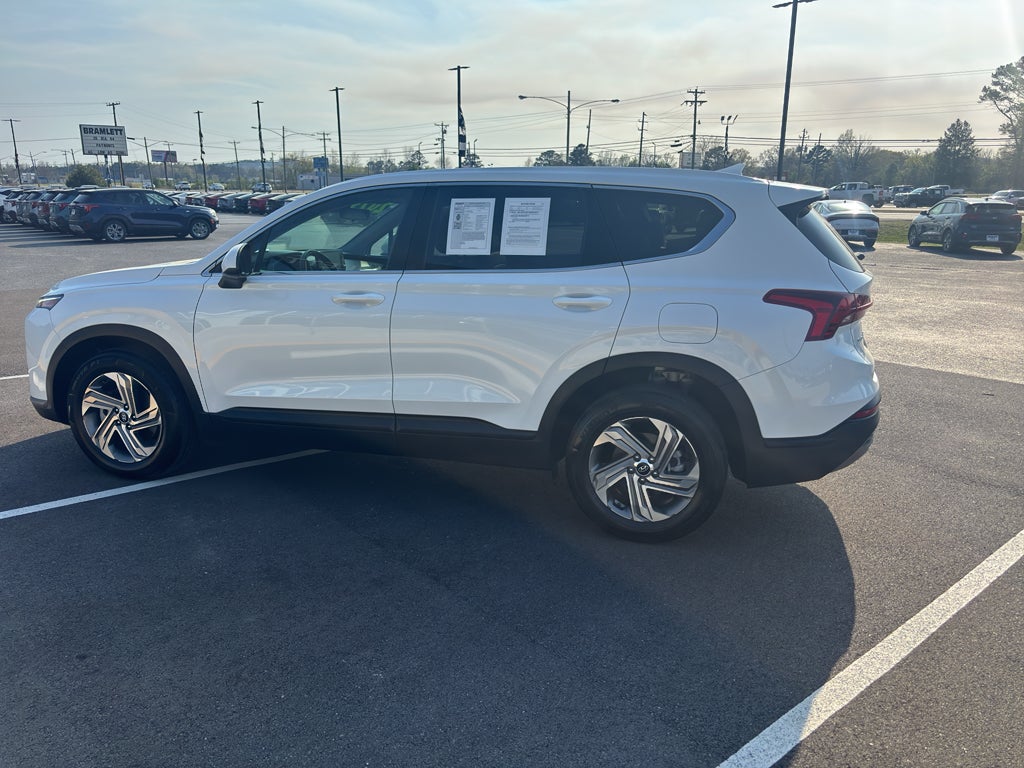 2023 Hyundai Santa Fe SE