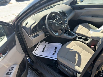 2019 Hyundai Elantra SE