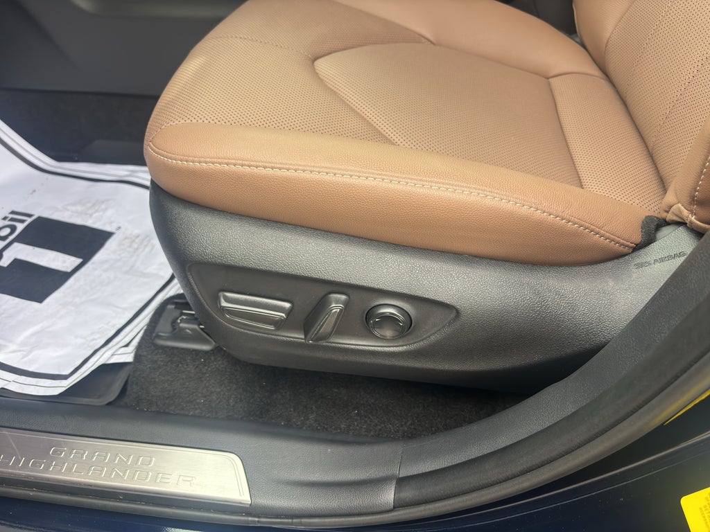 2026 Toyota Grand Highlander LE