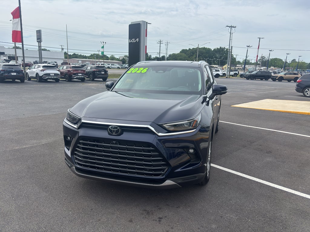 2026 Toyota Grand Highlander LE