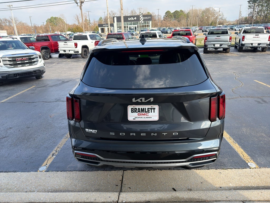 2022 Kia Sorento S