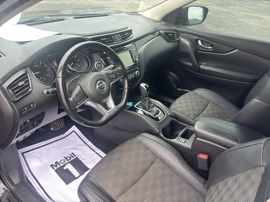 2021 Nissan Rogue Sport SV