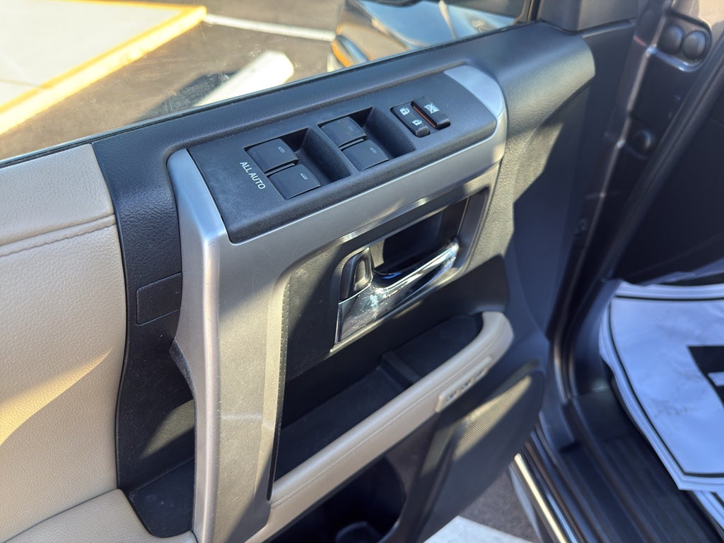 2017 Toyota 4Runner SR5