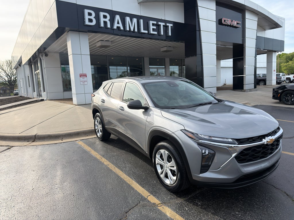 2024 Chevrolet Trax LS