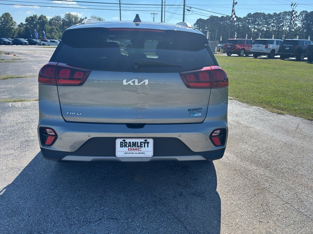 2022 Kia Niro LXS SE