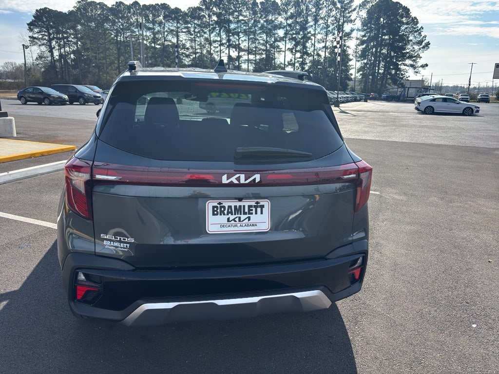 2024 Kia Seltos EX