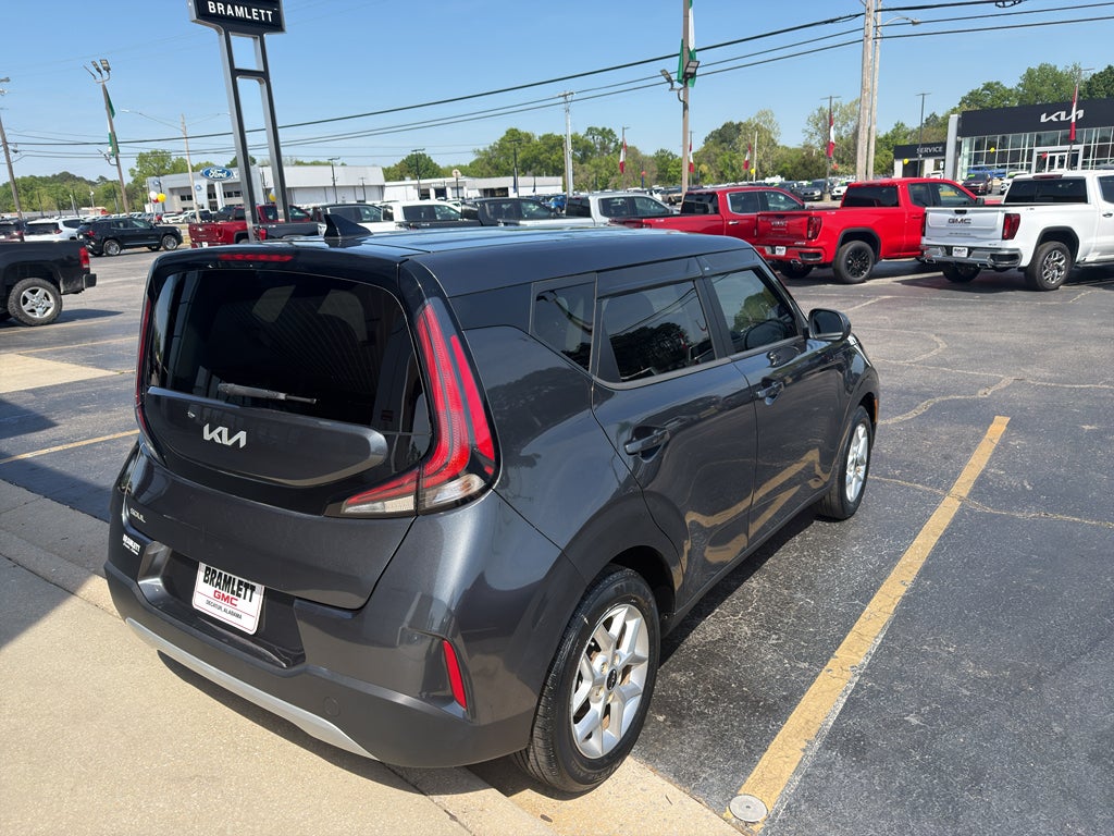 2024 Kia Soul LX