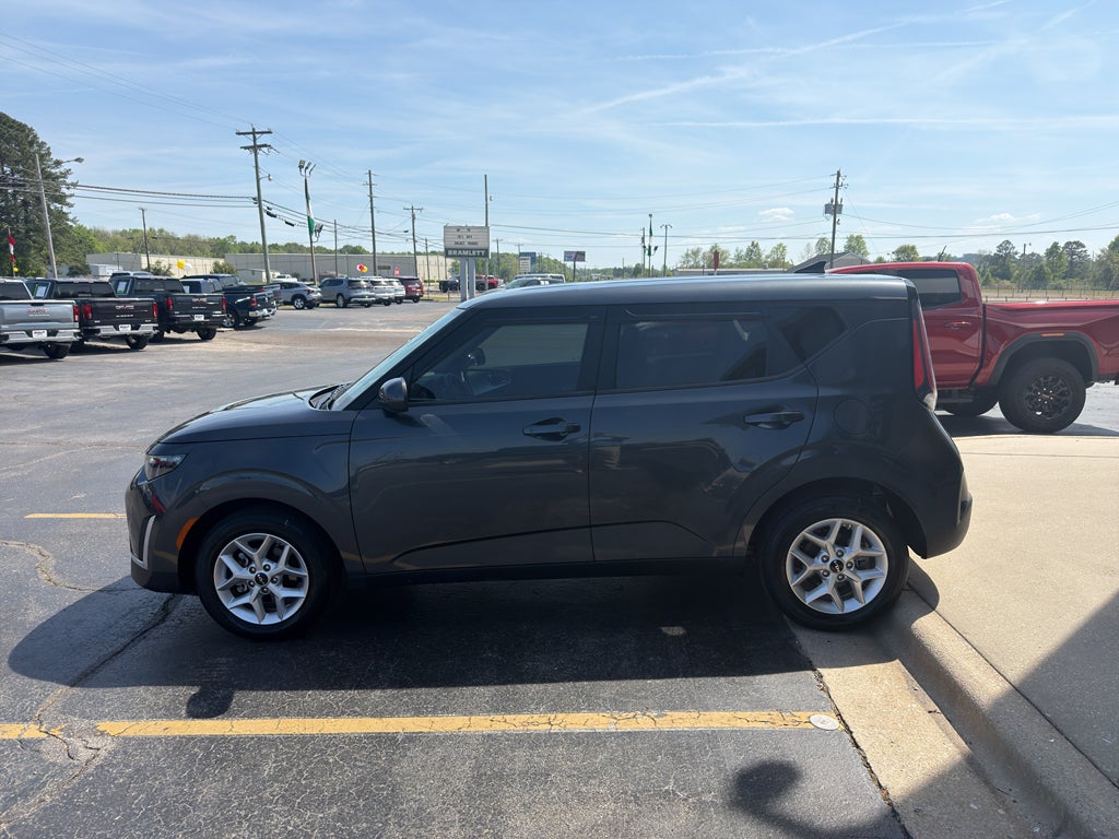 2024 Kia Soul LX