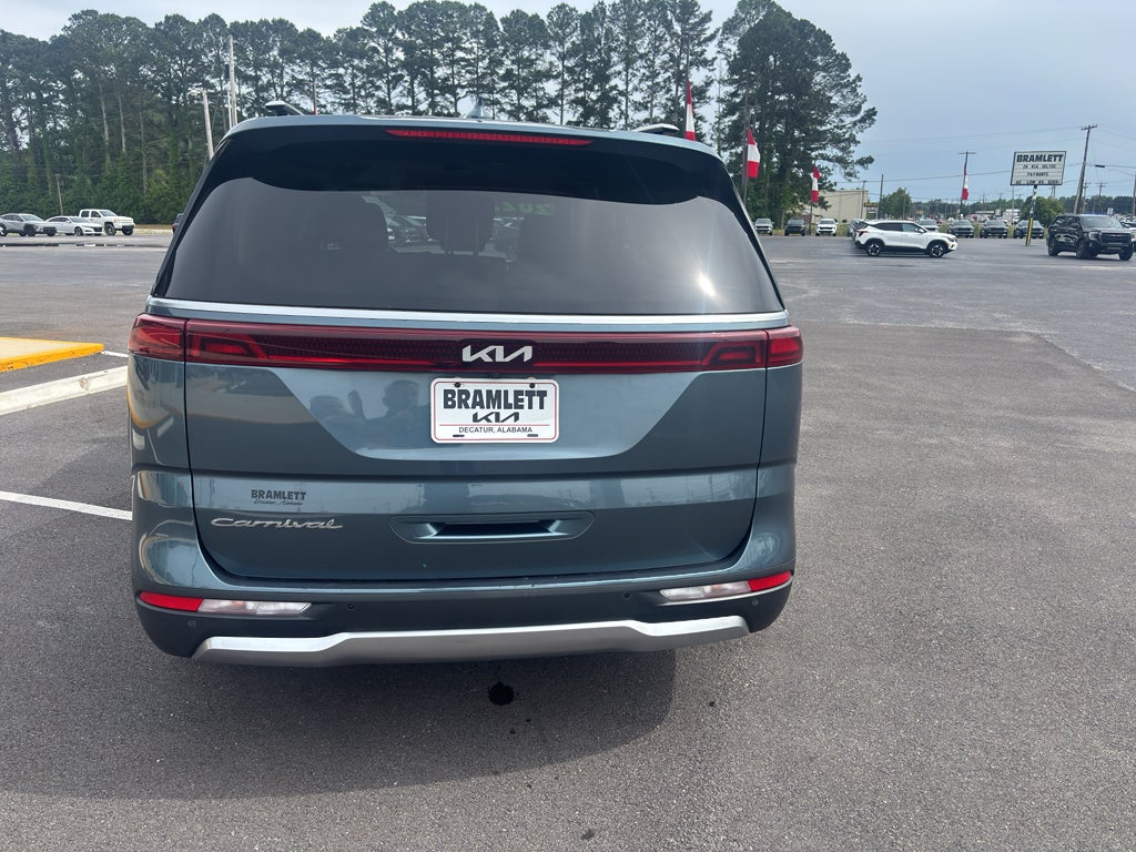 2022 Kia Carnival SX